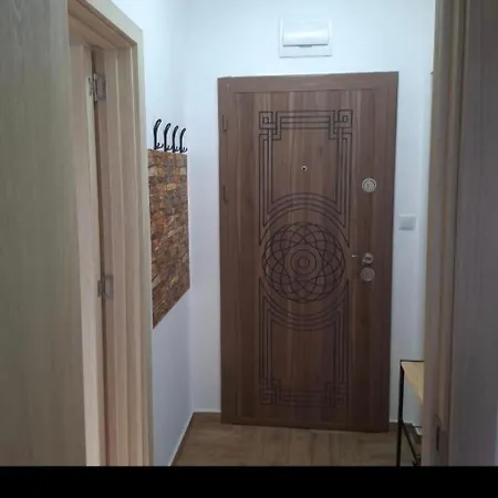 דירה двустаен פרימורסקו